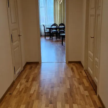 Apartment Old Town Luxury *
