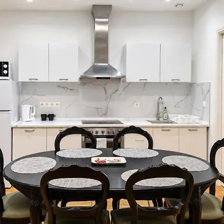 Old Town Luxury Appartement *