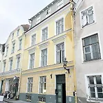 Old Town Luxury Apartament *
